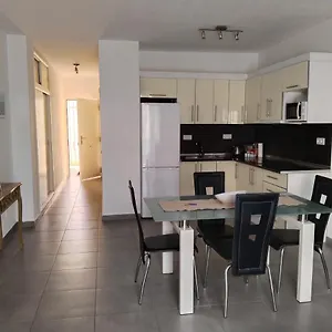 https://costa-adeje-1-bedroom-apartment.adeje-hotels.com